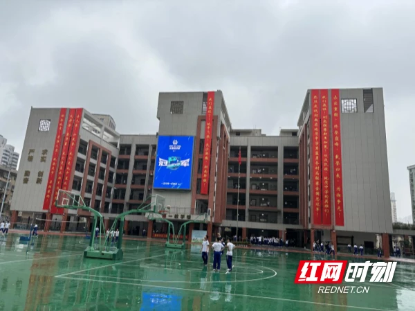 女性篮球爱好者如何通过呼吸训练提升表现？_1